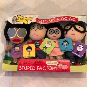 David & Goliath Stupid Factory Plush Doll Set